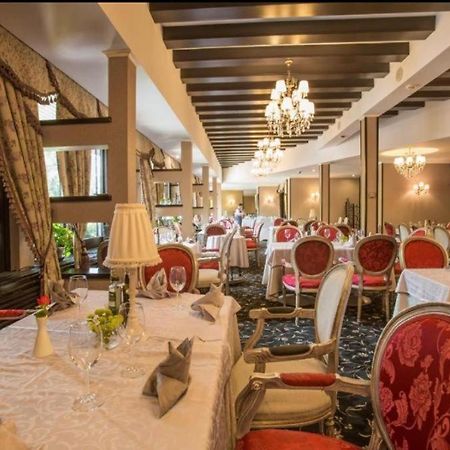 Alpin Resort Hotel - Apartamentele 2403-2404- Proprietate Administrata De Gazda Privata Brassópojána Kültér fotó